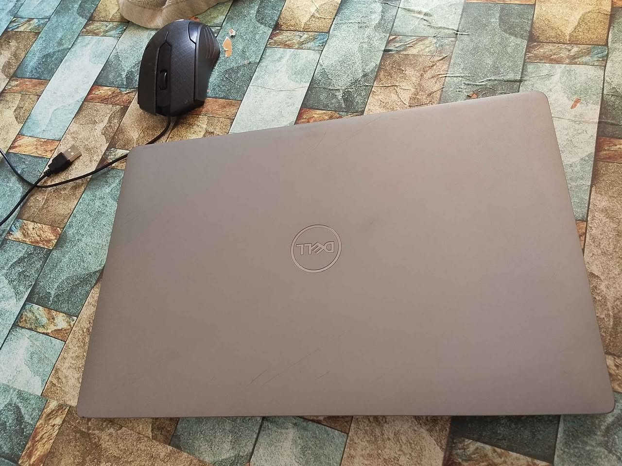 للبيع Dell Latitude 5420 💻
المعالج: Intel Core i5 - 1135G7
الرام: 8GB قابل للتطوير
التخزين: SSD 256GB
الشاشة: Full HD IPS
ويندوز11 برو
وكيبورد مميز يحتوي على إضاءة 
الجهاز شغال 100% وما بيه أي خلل
البطارية حالتها جيدة جدا
مناسب للدراسة، العمل، التصفح والألعاب الخفيفة
الجهاز استخدام شخصي
ملاحظة: بيه شوية شخوط خفيفه جدا استخدام خارجية، مو مؤثرة على الأداء نهائيًا.
💰 السعر: 325 ألف قابل للتفاوض للجادين
📍 المكان: بابل جامعة بابل
للتواصل واتس اب : *********** 
او مراسلة الصفحة
ملاحظة ماعندي توصيل حلة, بابل
