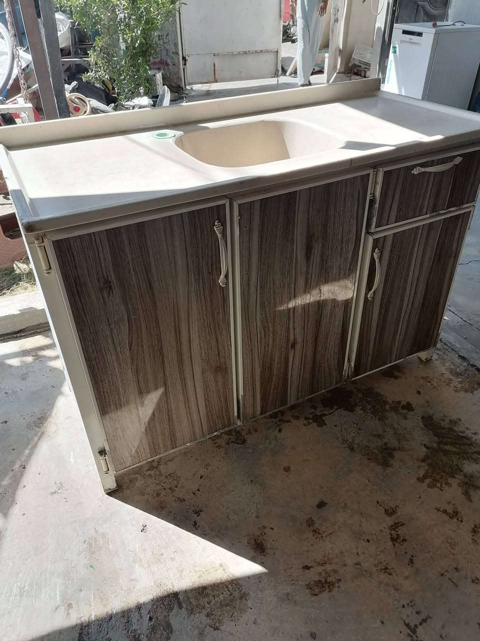 سنك مرمر • متر ونص • ما بي عيب