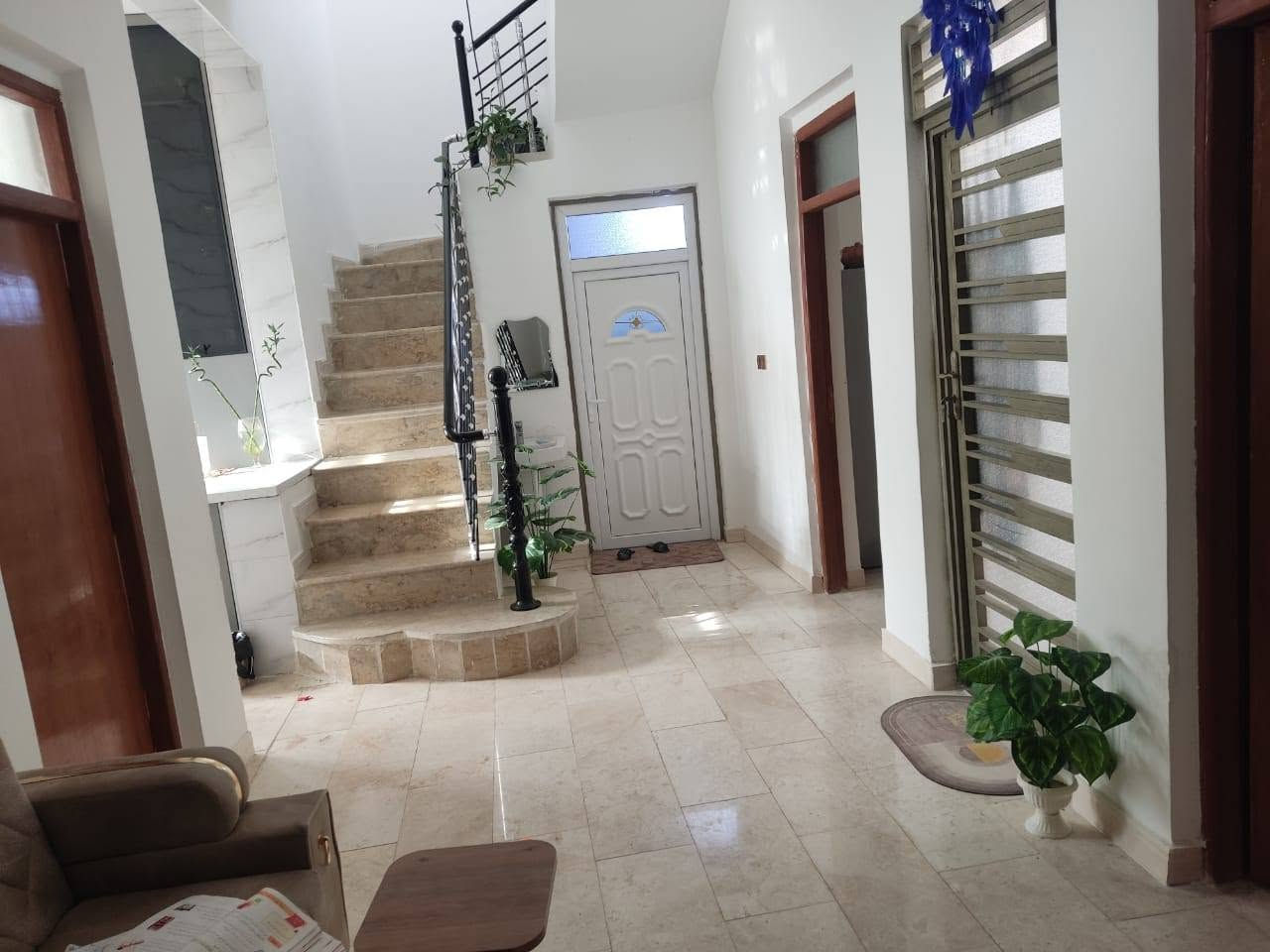 🏠 بيت للبيع – فرصة مميزة
📐 المساحة: 120 متر
📏 الواجهة: 10 متر × النزال: 12 متر
🛏️ غرفتان
🛋️ صالة
🍳 مطبخ
🏡 استقبال
📍 العنوان: الموحية
للمهتمين والاستفسار والتفاصيل أكثر، يرجى الاتصال أو التواصل عبر الواتساب:
📞 ***********
عقار ذي قار دارك الحاج محسن الركابي الركابي عقارات مناسبة مهند ابو علي الحاج ابو احمد العبودي ام مصطفى للعقار Ali Ahmed وجدي عبد العباس احمد الفياضي سيد علاء الحسيني باسم عليوي آل فضيل د. صادق عمير الشويلي
