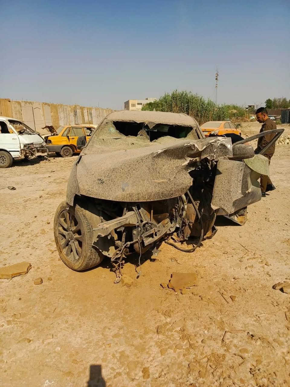السلام عليكم جيب موديل 2019 موصفات بلاك توب فول موصفات  الموقع بغداد
***********
