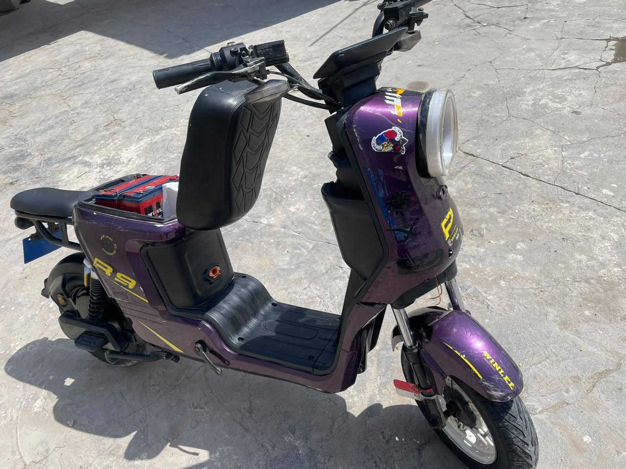 دراجه للبيع السعر 300
بطاريات 32 
العنوان بصرة الزبير 
***********
