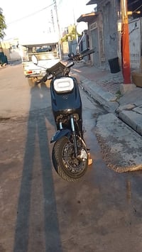 R8 • جديد ٢٠٢٦ • بطاريات ١٨٠٠ واط