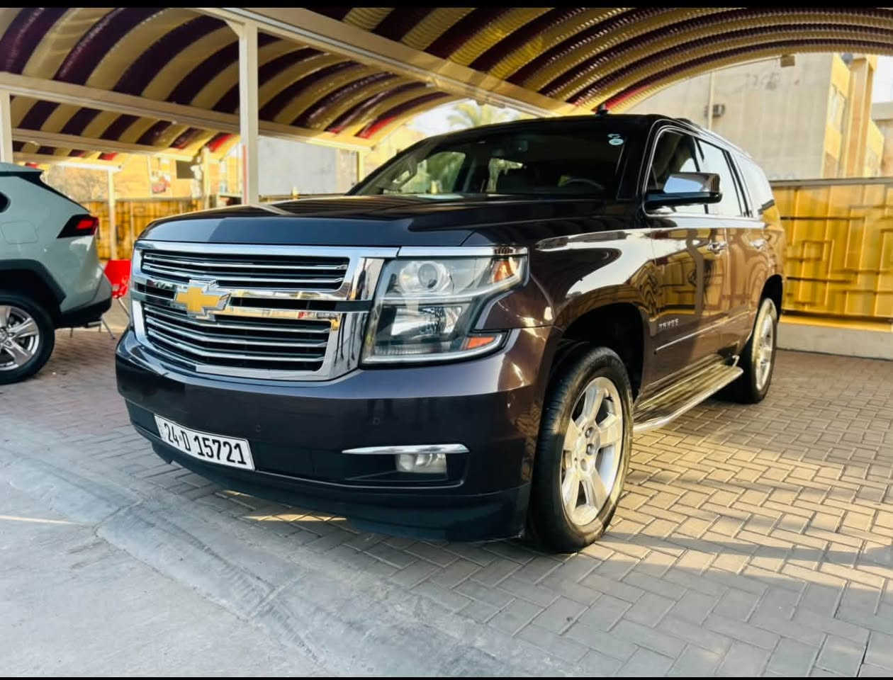 السلام عليكم
تاهو للبيع 2015  LTZ  VIB  فول مواصفات عدا الفتحة 
ماشية 112 مكفوله من الصبغ والتبديل بيها مكانين تعديل بارد و بيها جراد
السيارة كفالة من كير ومحرك  وتبريد كلة مكفول بشرط  برغي واحد ممفتوح بيهم بشرط 
مواصفات السيارة 
بصمة 
شاشة قاصة 
كشنات (تدفئة +تبريد)
كشنات كهربائي 
كشن منفصل سياحي (VIP)
مري شفط 
قفل صندوق كهربائي 
حساسات خلفية 
رادار امامي  
رادار جانبي 
نقطه عمياء 
تحديد مسار 
داتا شو 
كشن هزار 
جكات جوبلس 
دواست بانزين كهربائي 
ستيرن كهرباء 
 السعر 290 ومجال 
مكان السيارة اربيل /شارع 40 / معرض اوتو براند 
علي ***********
