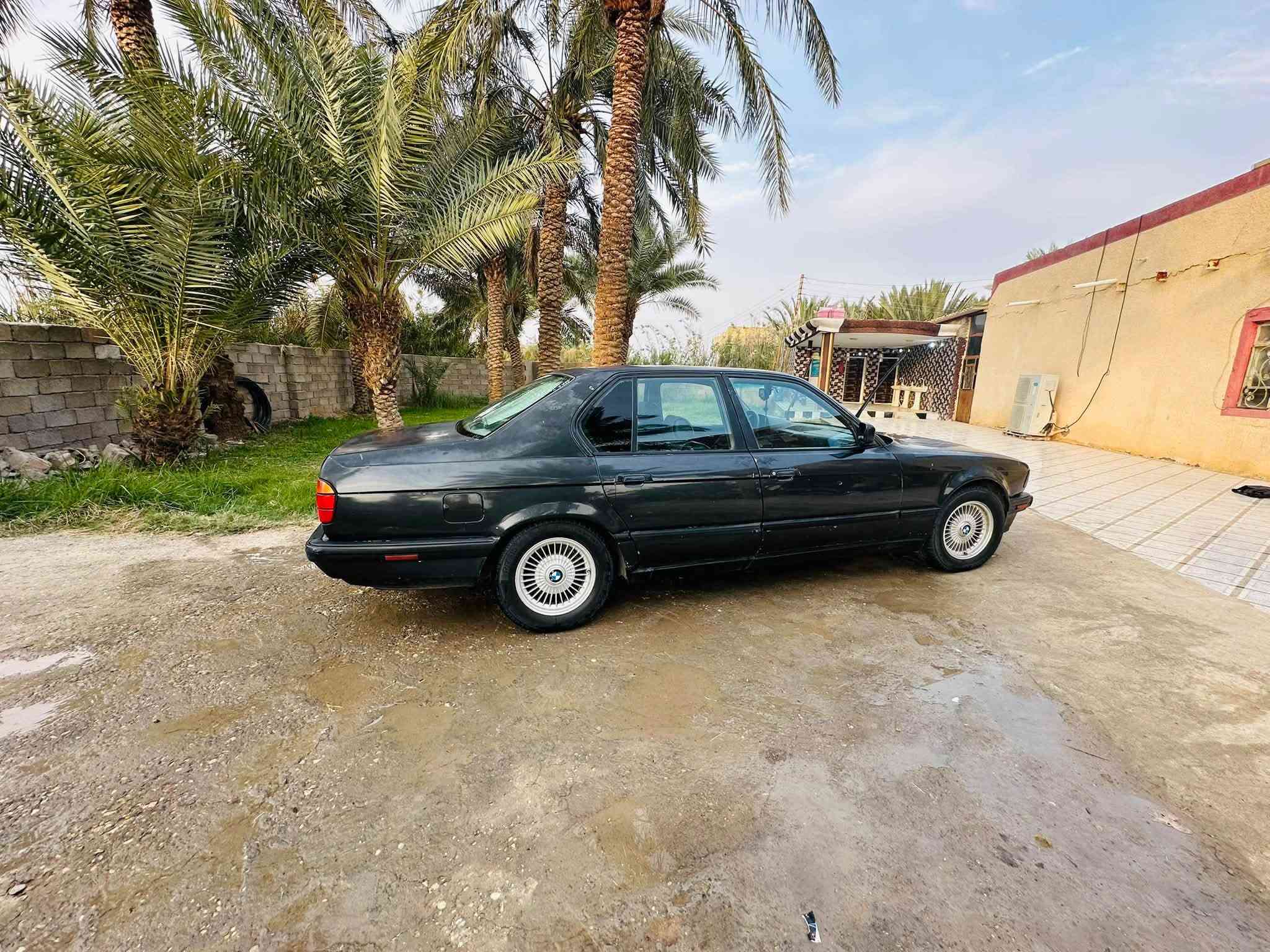 ‏سيارة ￼ بي إم موديل 91 ￼ سنوية باسمي 28            0771438435￼￼
