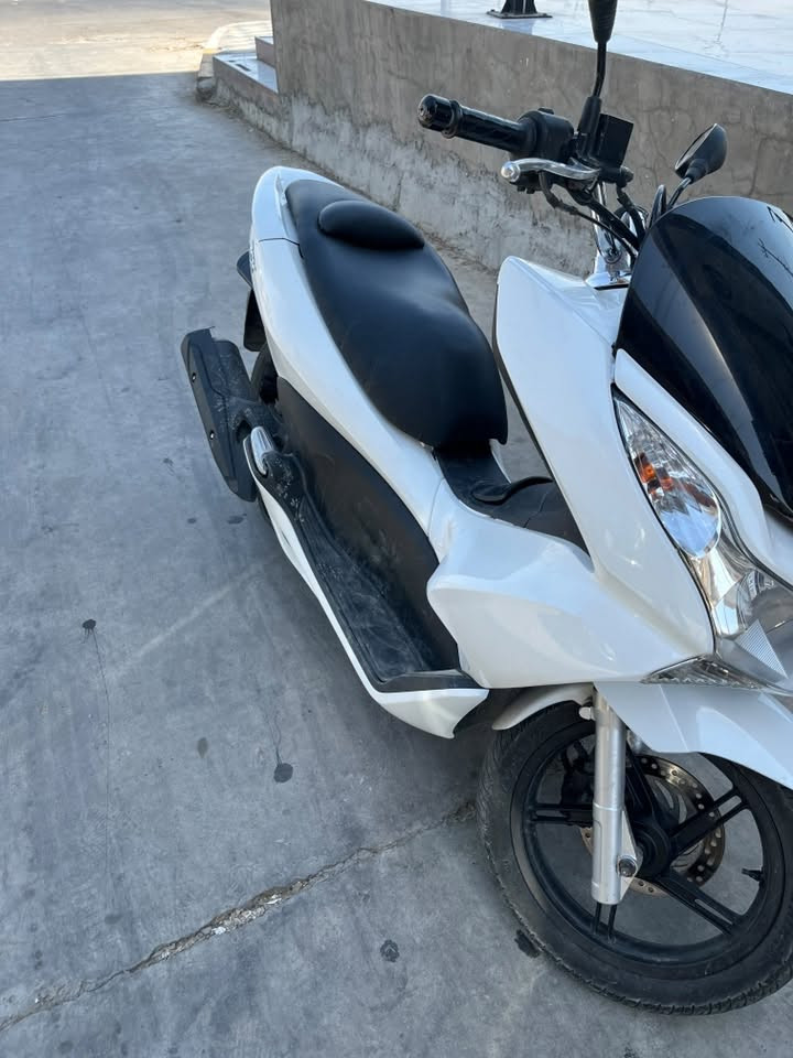 pcx جيل اول 
مكفوله اي نقص مابيها 
نكره سلف 
المكان بعقوبه
***********
