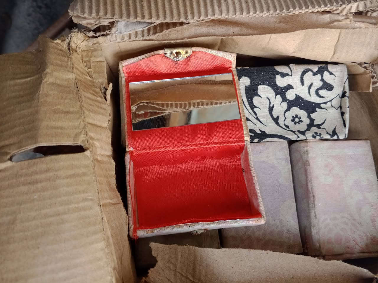 لبيع على الف ***********
