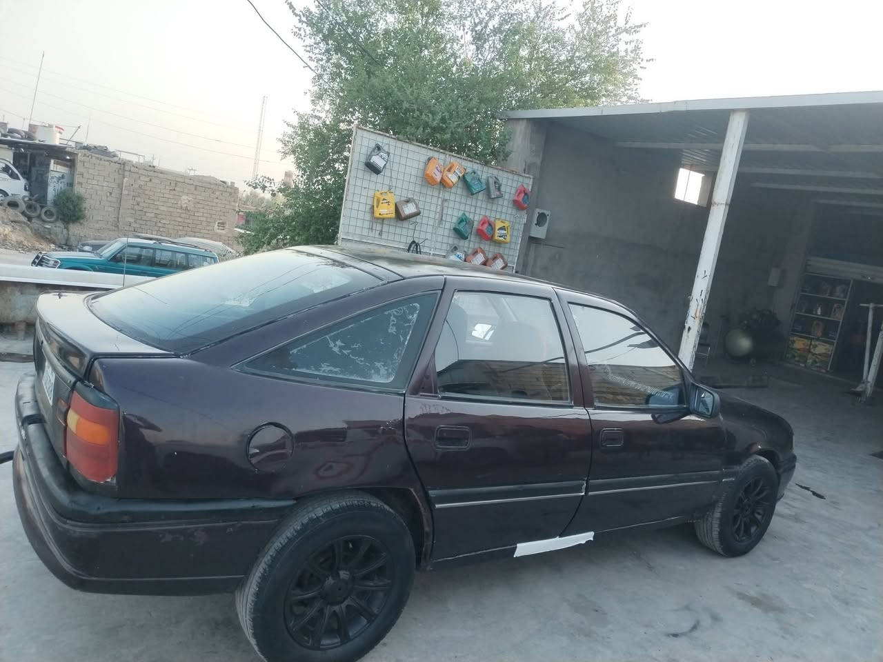 سلام عليكم سياره اوبل فكترا موديل 92 محرك 18 كير عادي سياره سبغ عام جماليه رقم انبار سنويه جديد لحد 2030 رقم دولي كير محرك صدر جديد كهرباء شغال سعره 25 بي مجال شراي خابر *********** مكان كركوك داقوق
