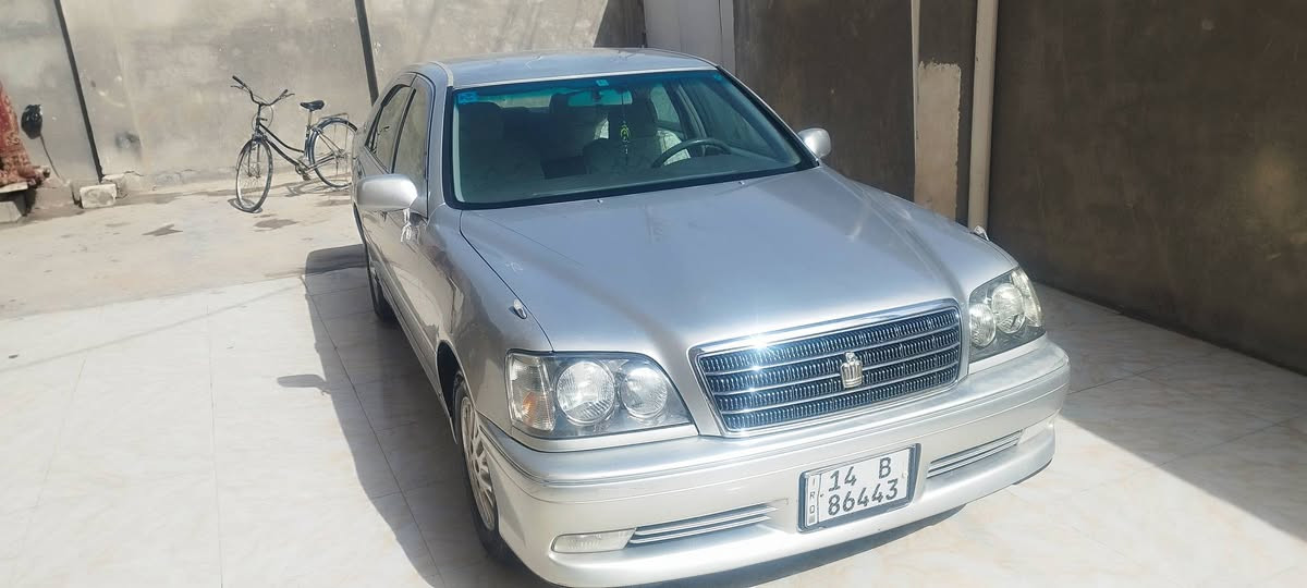 سلام عليكم سيارة جنون للبيع كفاله من الصبغ والفتح وضربة كفاله عامة رقم بصرة انكليزي محرك 3000 vvt   تحويل الاستفسار ***********------*********** البصرة
