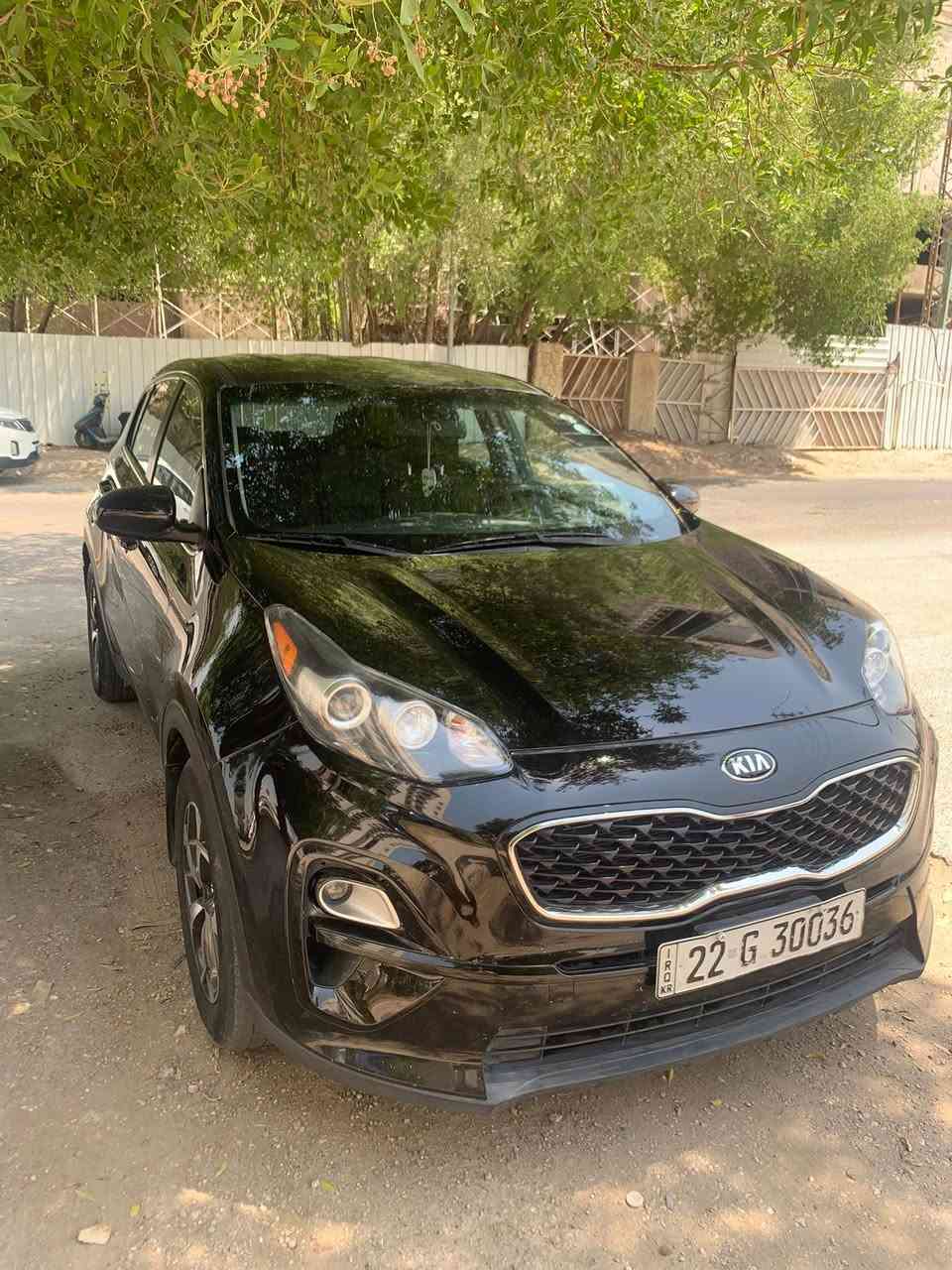 كيا سبورتج 2020 
رقم اربيل باسمي تحويل مباشر 
ماشي ١٠٠ الف كيلو 
وارد كندي 
حادث صندوك قطعه وحده فقط 
بدون ايرباك 
باقي المواصفات معروفة 
السعر 165 وبيهه مجال بسيط 
المكان كربلاء 
***********

