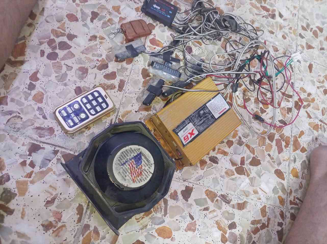 السلام عليكم صافره ولافتات شغالات للبيع بسعر مناسب الاتصال ع رقم ***********
