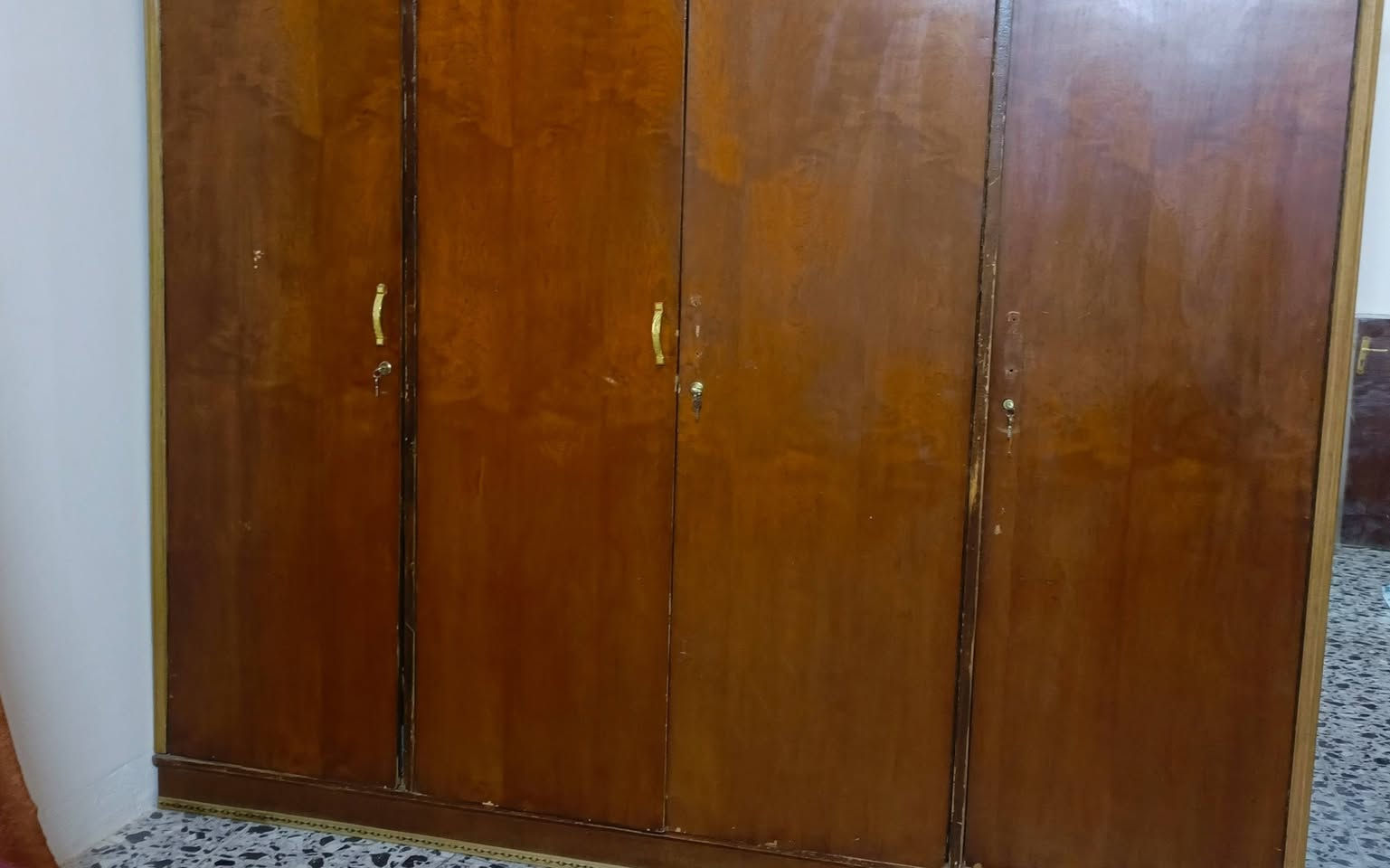 أغراض للبيع المستعجل منطقة أم الجدايل الاتصال ع الرقم ***********
