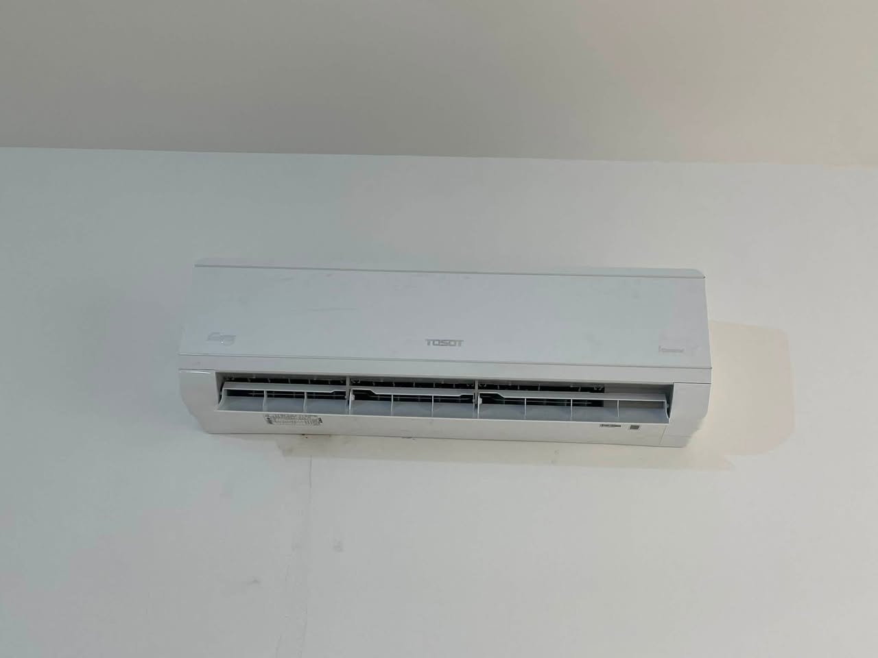 الورشة التقنية للتبريد والتكييف ❄️❄️
تصليح سبالت 🛠️🪛

غسل سبالت موقعي 🚿🔹

نصب  سبالت 🔹🔸

شحن غاز بأنواعه 🔹🔸

تصليح ليك 🔹🔸

للتواصل والاستفسار 

***********

او الضغط على الرابط ادناه للتواصل واتساب

https://wa.me/+9647710236711
