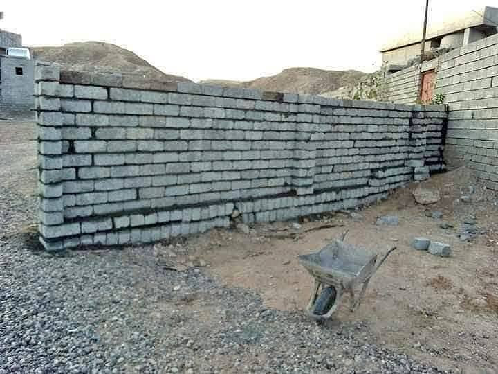 السلام عليكم بنه ابيوت تكعيبات حيطان صحيات قصاطل واجهات ديكورات اي شي يخص البناء حاضرين الف المجوف هوه وكلو ب180وذا الكل علا ابو البيت ب150ولمصمد  هوه وكلو ب165وذا اكل علا ابو البيت ب140 متفرغين حاليت بناء شرط هندسه  ***********
