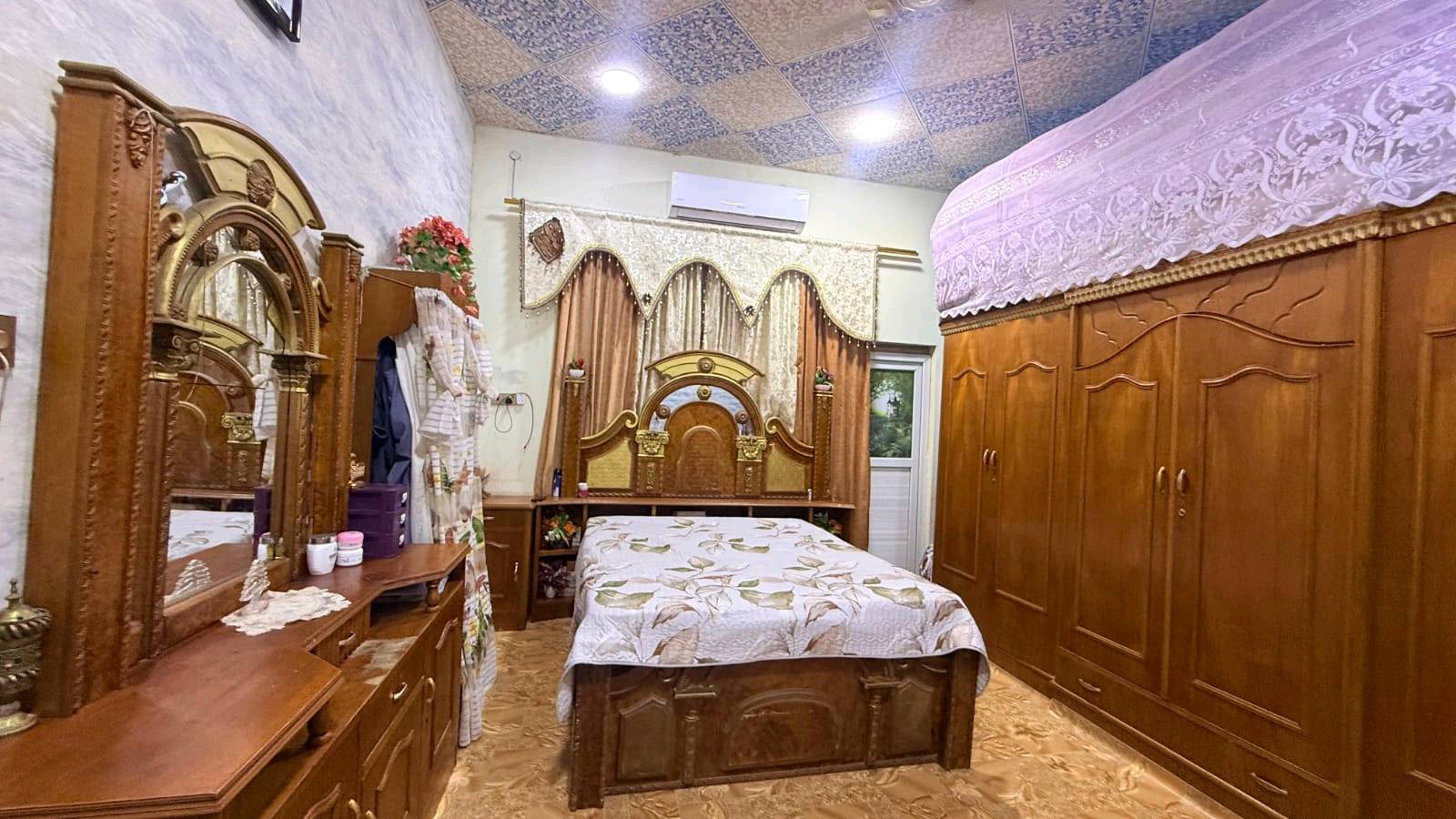 البصره • ابو صخير • غرفه اخشاب