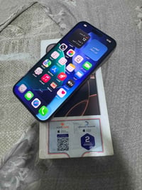 اخوان عندي ايفون 16 برو ماكس ذاكره 258 بطاريه 100 عدد دورات الشحن 239و...
