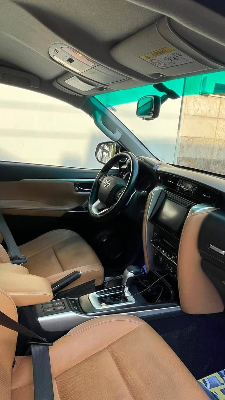 Toyota fortuner
مۆدیل 2020
SRS V6
دوو بست بۆنیت سبوغە
275 $ مەجالێکی کەم 
*********** أربيل, العراق
