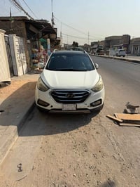 توسان • ٢٠١١ • حي اور
