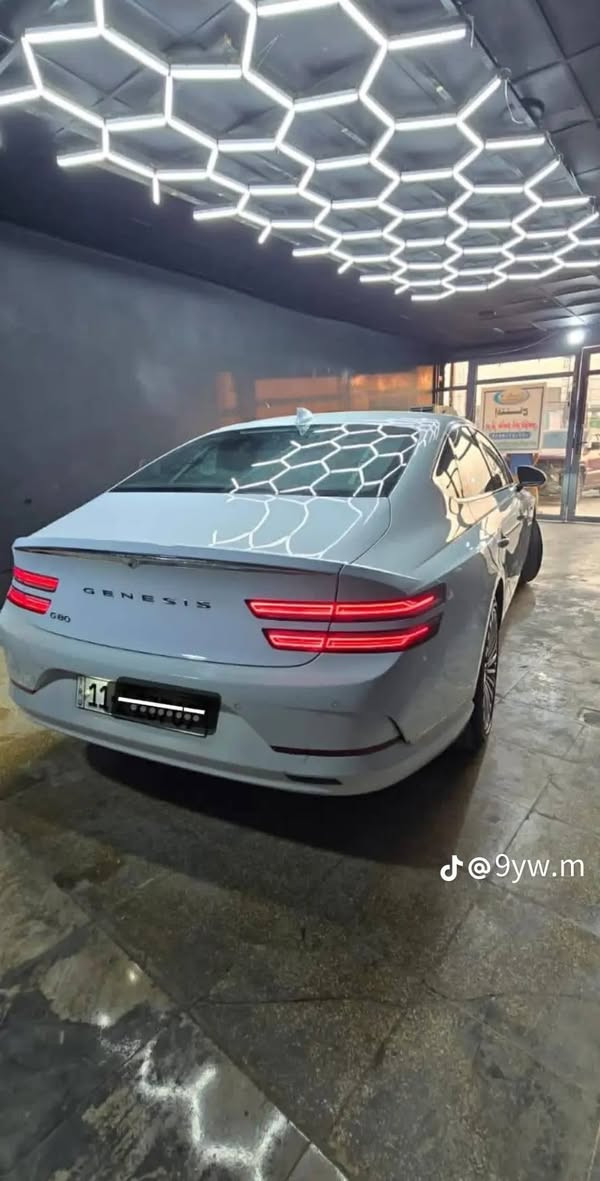 سلام وعليكم جنزز c80  موديل 2023
سياره كهرباء فقط 
الشحنه تمشي 570كيلو

سياره ورد امريكي 
فول موصفات 
حساسات كامله كامرت 360درجه 
ردارات
بيبان شفط 
كشنات تدفه تبريد 
تحكمات كامله 
دخل جلد طبيعي 
رقم الهاتف 
***********
مكانه بغداد دوره
