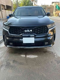 للبيع سورينتو 2022 أمريكير حادث بسيط موضح بآخر صورة. ماشيه 64 ميل  الت...