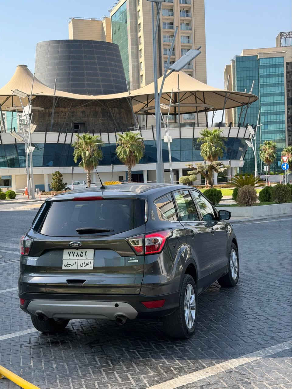 ***********
سعر سياره فقط 90$ ورقه و بيها مجال 
Ford escape 2017 SE مواصفات فول عدا فتحه 
مكينه مرغوب 2500 بدون تيربو تنفس طبيعي 

كير مكينه تبريد كهربائية كل شرط مامفتوح 
سياره برغي نقص مابيها

سيـاره فقط جملغ خلفي و نص قباغ سندوق
بدون دواخل بدون كلشي و 

سياره باسمي شرط تحويل نفس اليوم 
رقم تليفون*********** واتساب 

مكان سياره اربيل
——————————————————
فورد اسكيب موديل 2017 مكينه ٢٥ مرغوب 
بێ تۆڕبۆ 

مەکینەو گێڕ و کارەبایات هەمووی بەشەرت
سەیارەکە بێ نوقسانیە نەکراوەتەوە

بۆیاخ جملغی دواوە لەگەڵ نیو سندوق
بێ داخیلی بێ ئێرباگ

سەیارەکە بەناوی خۆمانە هەموو شتی بەشەرت
رقم تلیفون ***********واتساب 
شوين هەولێر

سعر 90$ ورقه و مجال أربيل, العراق
