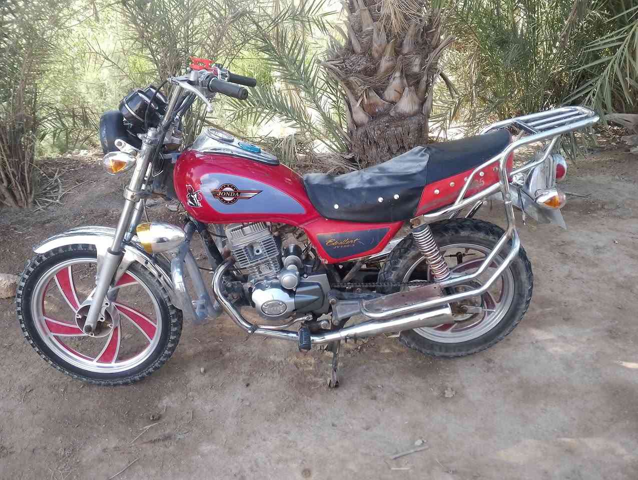 السلام عليكم تايموته وراق صولي مكفوله من كلشي لمكينه ما مفتوحه شرط لسعر 550وبيه مجال مكان الشطره ‏‪***********‬‏
