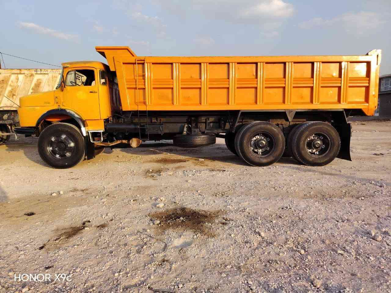 سلام عليكم البيع اقجم بلاديه موديل ٩٤.
السعر ٥٥.وبيه مجال رقم ***********
***********
