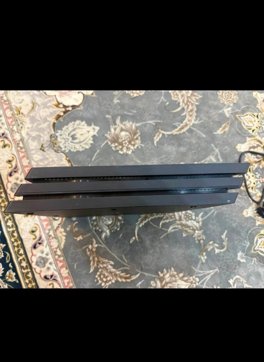 بلي فور برو كامل ملحقات وياه جوستكين ولعبه الجهاز اونلاين مفتوح تنظيف أوساخ بس الجهاز مكفول وعلى الفحص
*********** هذا رقمي مكاني بغداد قرب جسر الدباش سعره
230 وبي مجال

