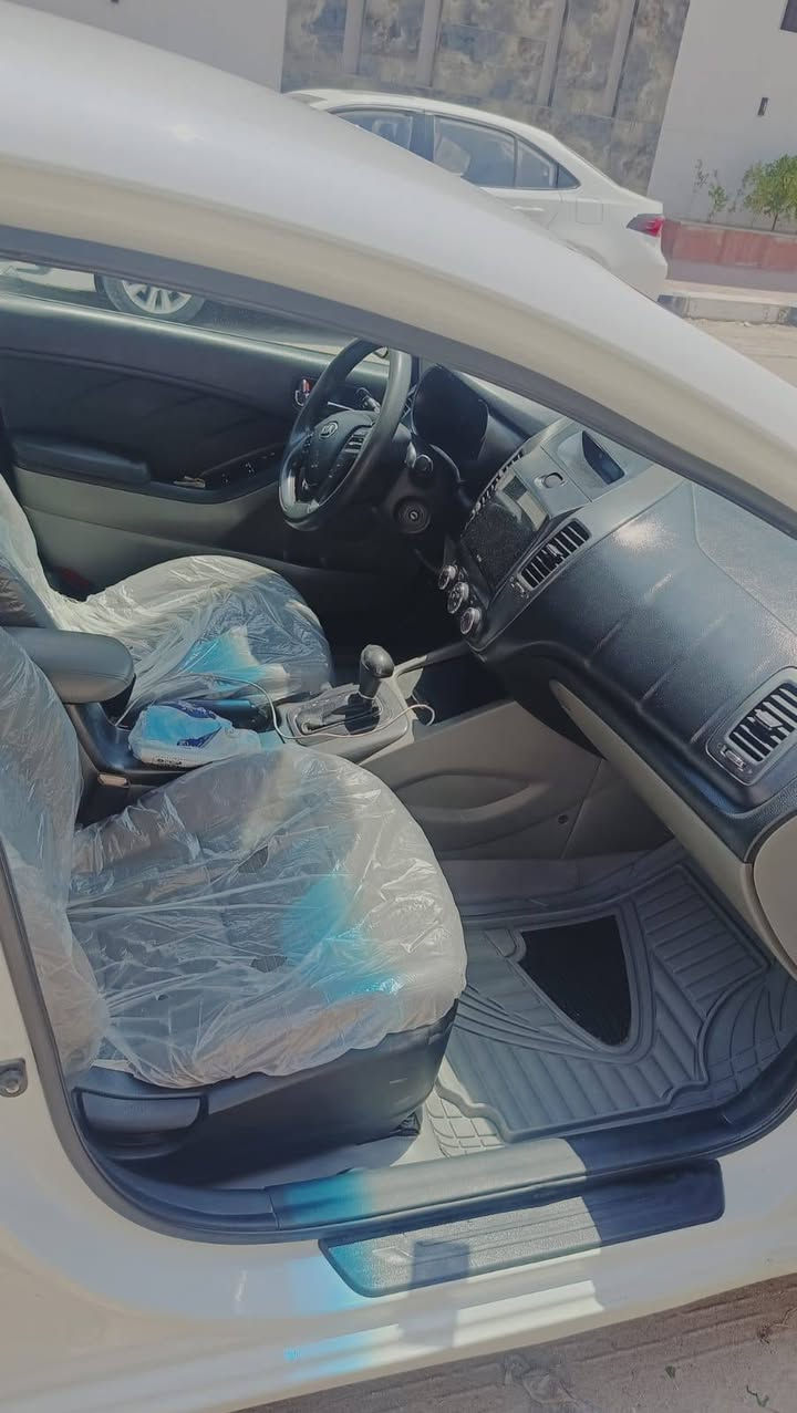 كير ومحرك ممتاز رقم بغداد انكليزي عليها ادامه كامله منظومة التبريد جديدة بالكامل باتري جديد الداخل جديد شركة مابيها نقص السياره
بيها 5 قطع صبغ 
السعر 94 وبيها مجال 
مكاني بغداد البياع
***********
متواجد واتساب 
كير ومحرك ممتاز رقم بغداد انكليزي عليها ادامه كامله منظومة التبريد جديدة بالكامل باتري جديد الداخل جديد شركة مابيها نقص السياره
