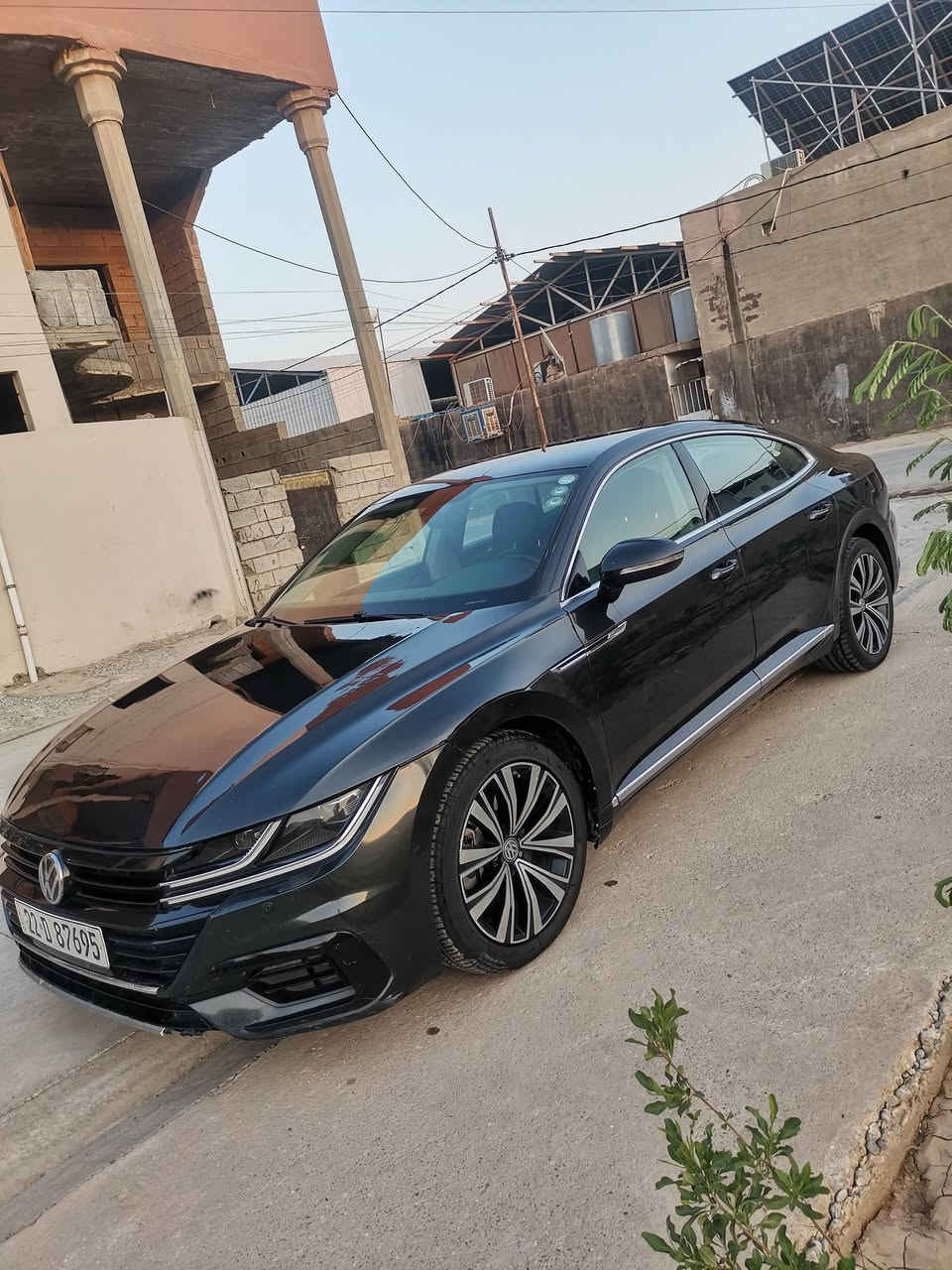 فولكس فاجن أرتيون 2020، فئة SE
رقم اربيل بطاقه بانزين بيها سنويه جديد

بيه جامرلق سايق وبنيد صبغ بيه شويه داخل

محرك 2000 توربو

مواصفات SEكشن جلد كشن كهربائي ثنين

بصمهه تشغيل 

انضمه قياده سبورت.. ايكو.. نورمل وبعد بيها هوايه موصافات

 رقم شاصي مرفق ويه صور دكه يطلع حادث

سعر 150 $$بيه مجال  عنوان كركوك

معرض سي بورد كركوك😍 ***********

