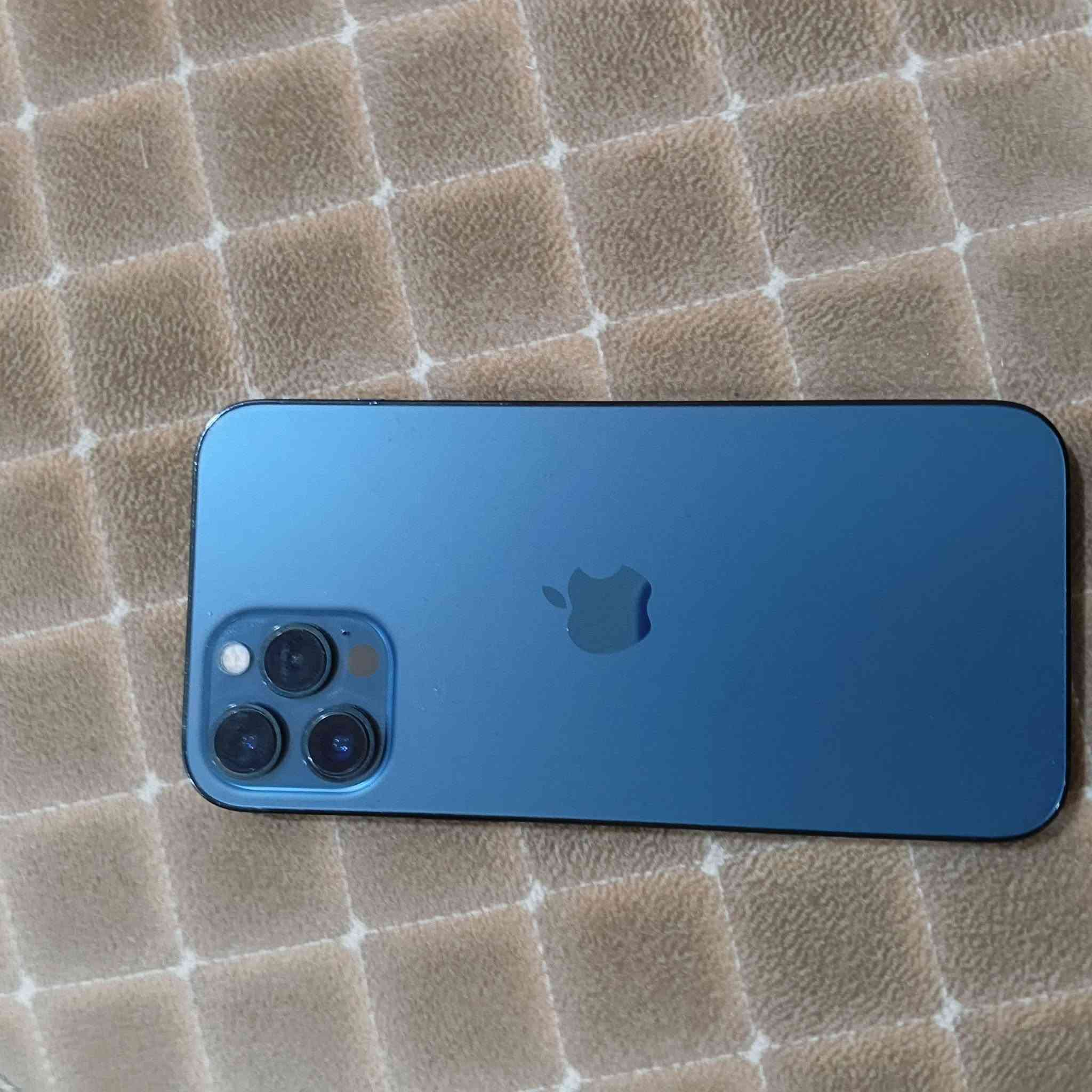 *للبيع: iPhone 12 Pro Max 📱*
الجهاز نظيف ومرتب مال استخدام

*التفاصيل:*
- مستبدل شاشة فقط (أصلية) - فيس ايدي شغال 100%
- الذاكرة: 256GB
- البطارية: 76% الأصلية
- اللون: نيلي - Pacific Blue
- الجهاز لا مفتوح ولا مصلح غير الشاشة

*السعر: 340$ وبيه مجال للشراي الجاد*

*📍 المكان: الفلوجة*
*📞 للتواصل: ************
