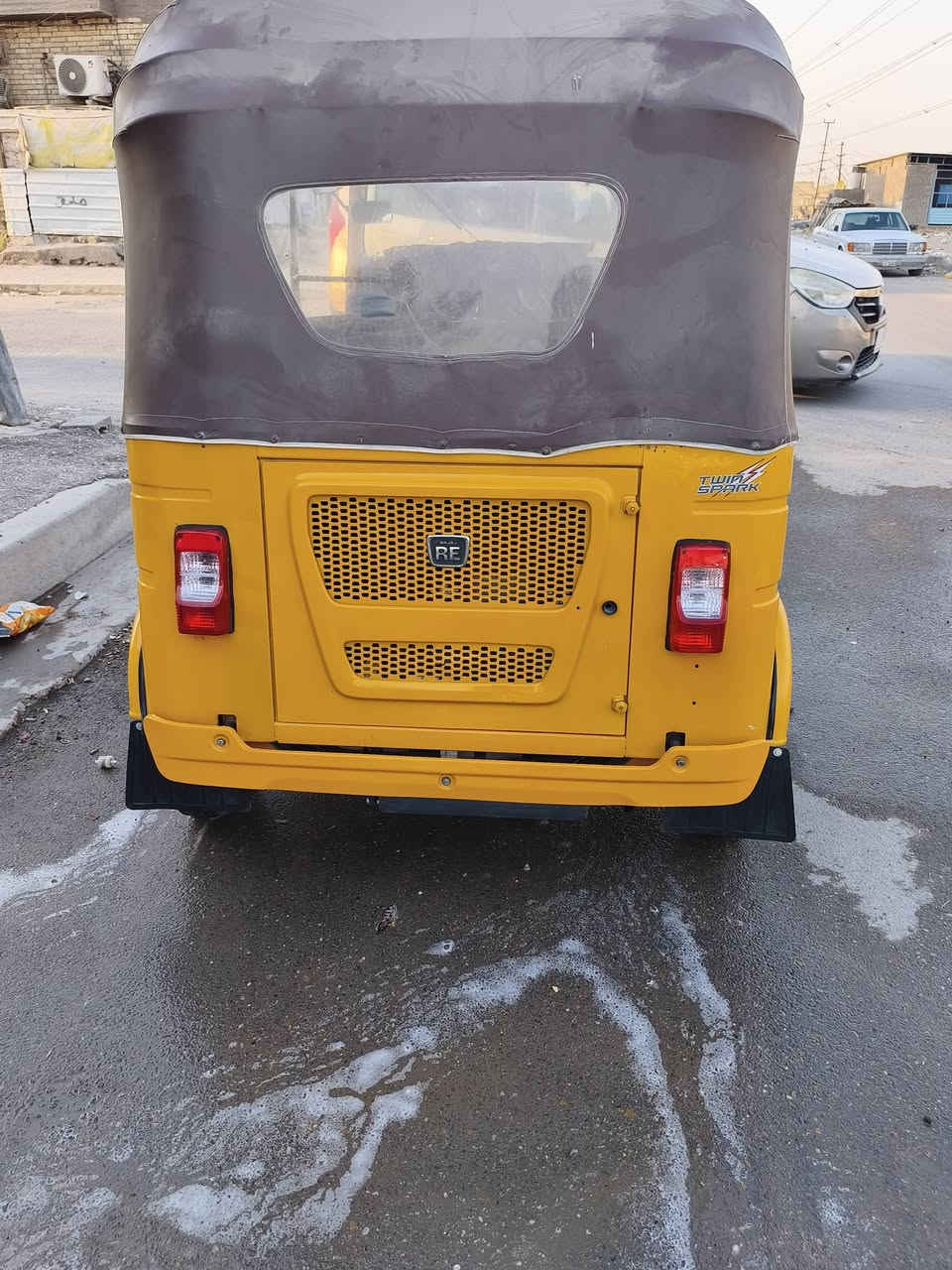 تلك توك للبيع موديل ٢١ جاهزه من كل النواقص المراجعه على الهاتف ***********
