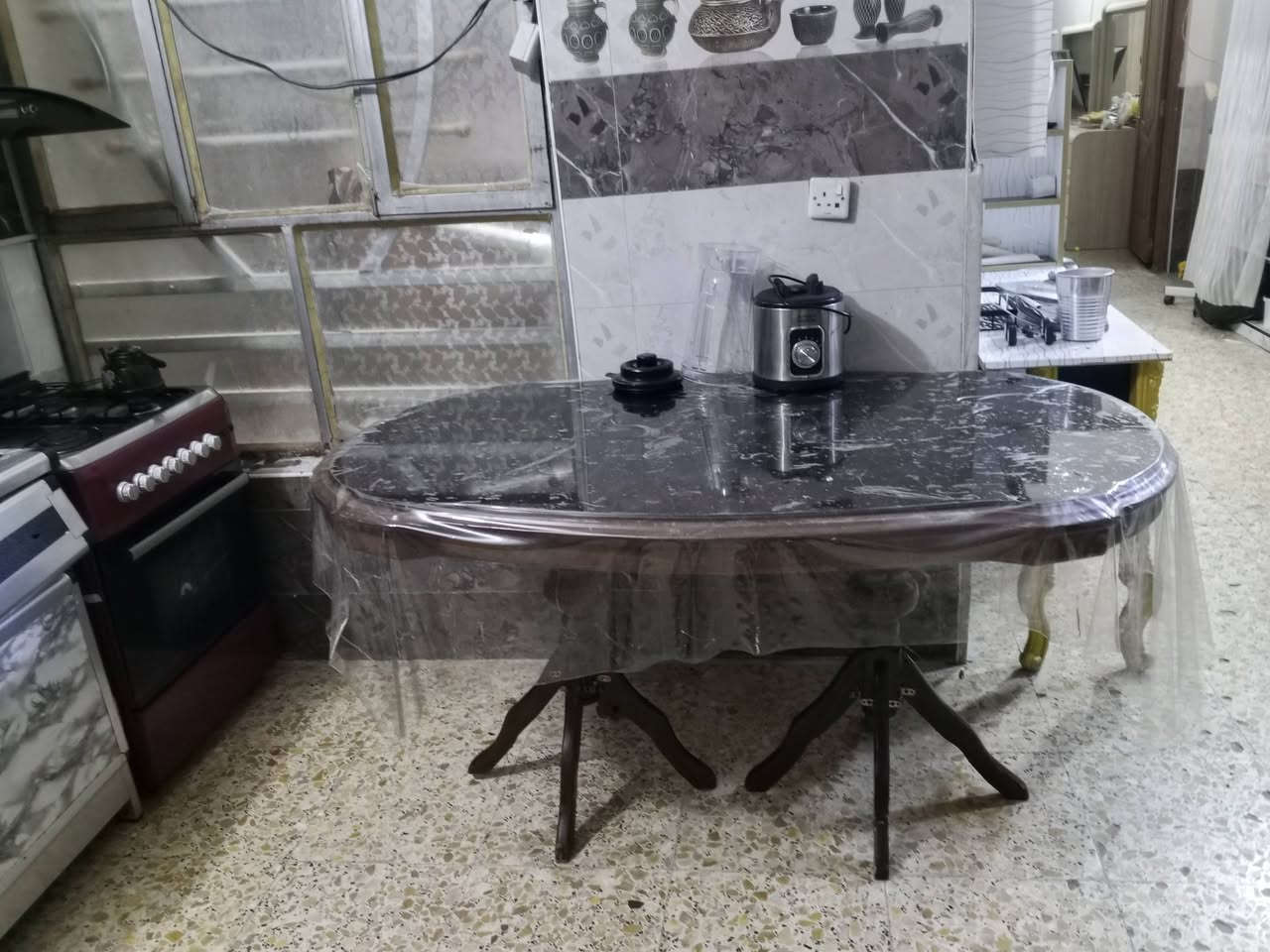 غراض بيت كامل للبيع مكاني سويب ***********
