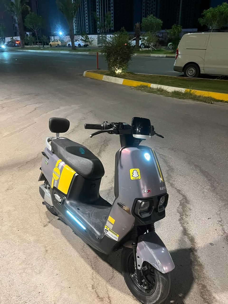 سلام عليكم دراجه شحن ام عيون ريان اخر موديل اخت الجديده الدراجه خير من الله تمشيك 50كيلو بالشحنه الوحده نضام بارك بيها ملفها 2000نحاس حقيقي مستخدمه 3اشهر فقط بحيث تاخذها مني تترحملي  مابيها اي نقص تشغل وتطلع مكفول بيها الملف والعقل والبطاريات  السعر 650 وبيها مجال بسيط مستعجل على البيعه مكاني بغداد للاستفسار ***********
