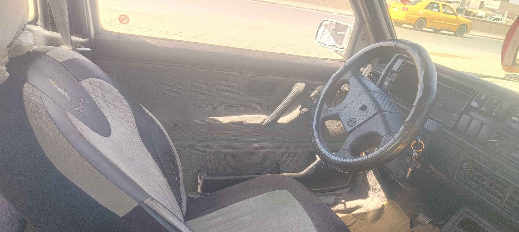 سلام عليكم كولف مديل 88 تك باب سياره بدون صبق فقط دوير مصلحه رقمه مصطره سنويه يله31 سعرها مناسب ومستعجل على بعتها سياره بلادي 
سعرها 23 وبيها مجال مكاني موصل القوسيات رقمي ***********
