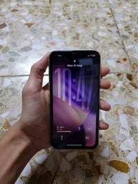 ايفون ١١ • ١٢٨ • بطارية ٧٤