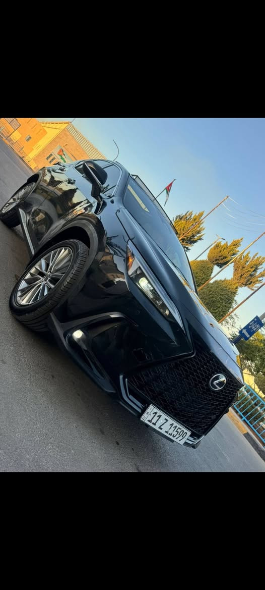 السلام عليكم
لكزس NX 350 هايبرد موديل 23 ماشية 30الف كيلوا حادثها باب خلفي مصبوغ وجاملغ بارد وبيها حادث بالنقل وتبدلت البانوراما صبغ تكمة بجم كبس شركة السعر 25 الف بغداد حي الحسين الاتصال/***********
