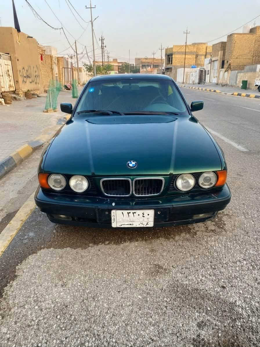سلام عليكم 
بي ام 520وارد ياباني محرك 25مسكر عدل  بجم عريض فتحه التبريد بي ضعف والقايش  انكطع عندي تخم تاير صدر صالنصه من الطول لطول 
راديتر جواين سلف ولف حماوه الفيو جديد 
سنويه لحد شهر 11هازه وبعدني مامداور رقم كربلاء صاحبه الوكاله العامه ام الباركوت بل الكوت واني بل الكوت وحالين السياره بغداد لن عسكري كهرباياته كلهن ابلاد مامجطل اي واير مراوس  سعره 40بيه مجال 
السياره جارده وعضمته حلو موديل 
93 ‭
***********‬
