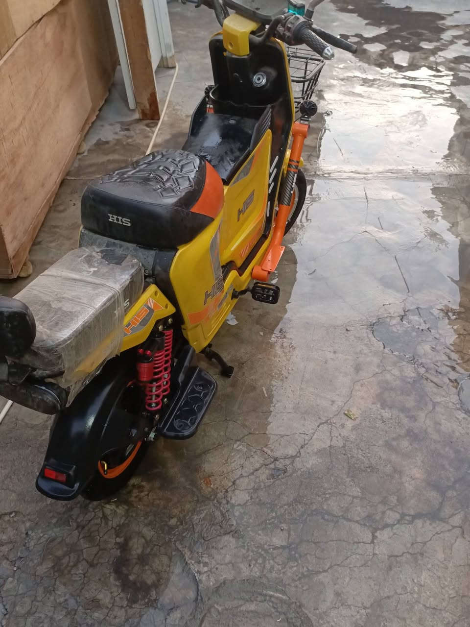 سلام عليكم ماطور للبيعH15.  X900ماطور نضيف شغال بس يرادله بطاريات للتواصل***********مستخدم شي قليل
