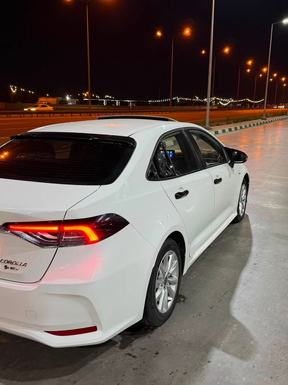 كورلا هايبرد 2024
مكفوله كفاله عامه عدا رصعه بالجاملغ الخلفي موضحه بالصور
ماشيه 40 آلاف 
مواصفات فتحه سقف
رادار امامي 
تحديد مسار 
3 وضعيات قياده
اوتو هولد
سايد بريك كهرباء
كشنات جلد
شاشه كار بلي 
سعر148 وبيه مجال قليل
مكاني الأنبار فلوجه
الاستفسار ***********
