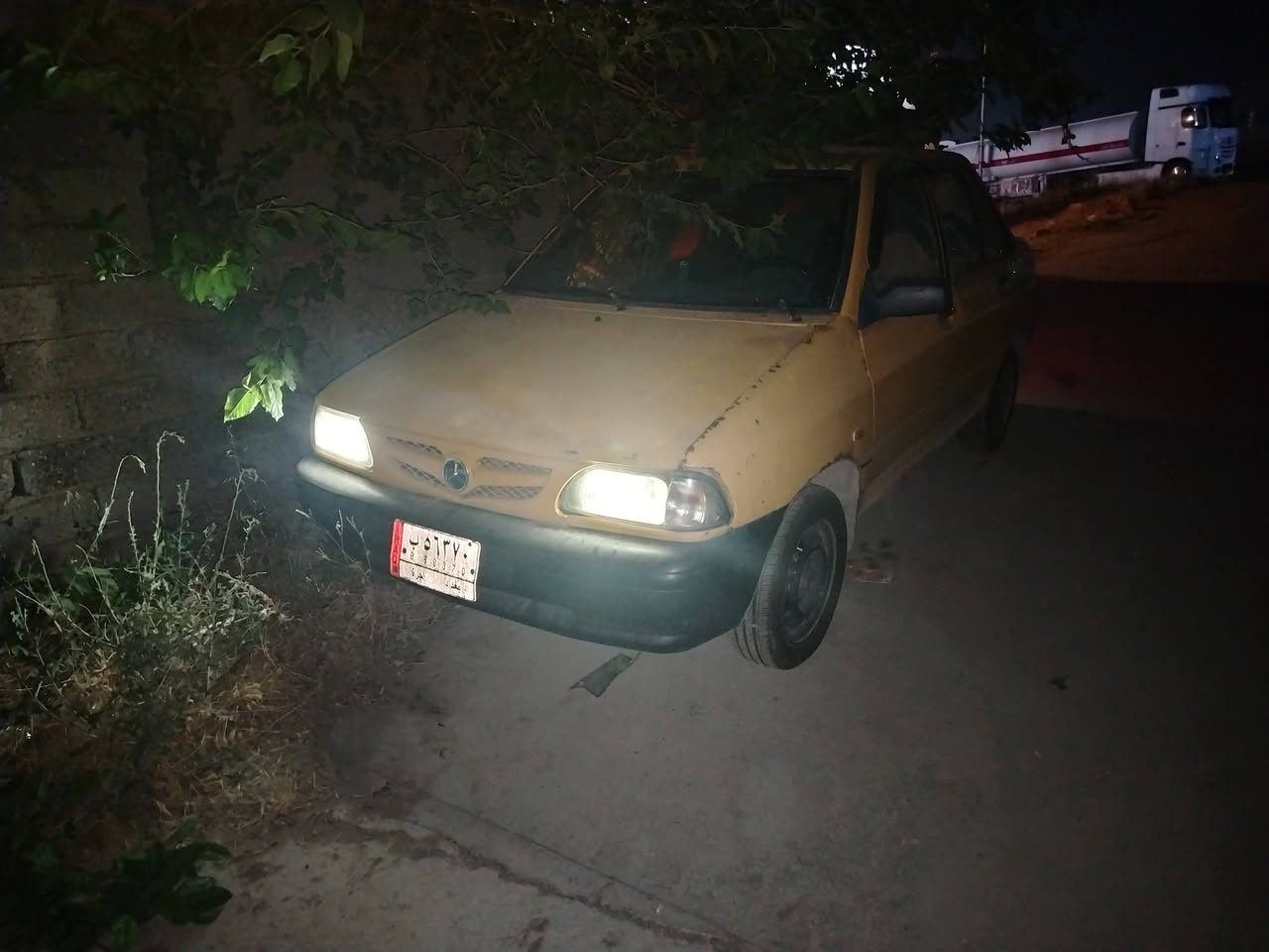 للبيع سايبه ٢٠١٢ شرط الوكاله والتحويل كوبون بيها ورقي متوقف طخم تايرات جديد باتري جديد محركها شويه ينقص السياره جاهزه وكبل عالشارع عليها هيئه ٤٠٠ وغرامه ١٠٠ سعرها ١٤ ورقه مكاني قوسيات *********** فقد ما بيع ومده مابيع شراي تعال شوف السياره وتدلل

