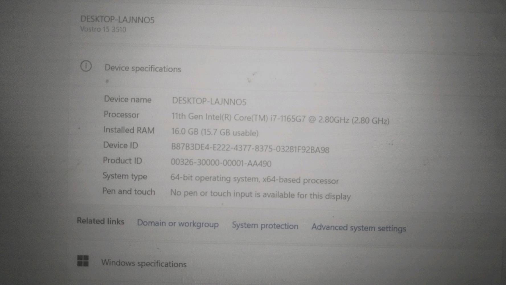 حاسبة dell مستعملة نظيفة جدا
 معالج core i7-1165G7
 رام 16gb ddr4
 تخزين 1tb hdd 256gb ssd
nvidia geforce mx 350 2gb كارت شاشة
675 و بيها مجال
للتواصل ***********