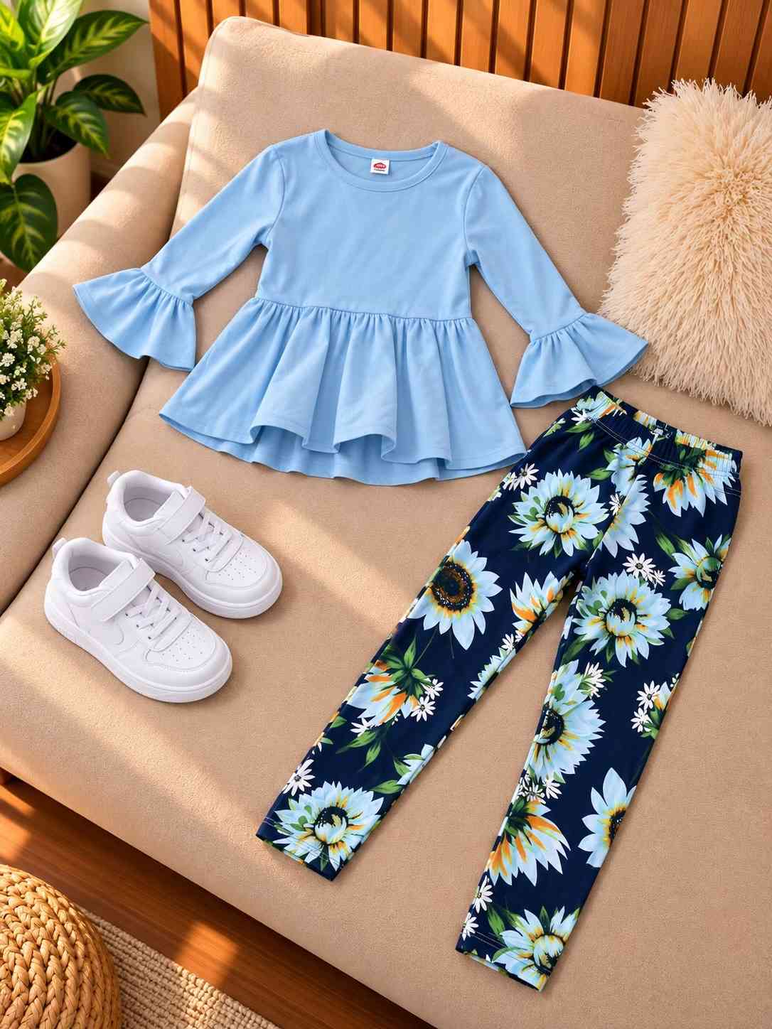 ️ موسم الربيع والشتاء وصل! 😍 ستايلات أطفال تخبل، خامات مرتبة وألوان حلوة تناسب كل وقت 🥰👕🧥 🔥 شوفوا التشكيلة واختاروا لطفلكم الستايل اللي يعجبكم #اطفال #ملابس #بهاري #شتاء #ملابس_اطفال 

نص مكتوب في الصور:
- بسم الله نبدأ وياكم موسمنا البهاري والشتائي
- ❄️🌸
- تشكيلة جديدة، ستايلات جديدة، وحلاوة غير 🤍