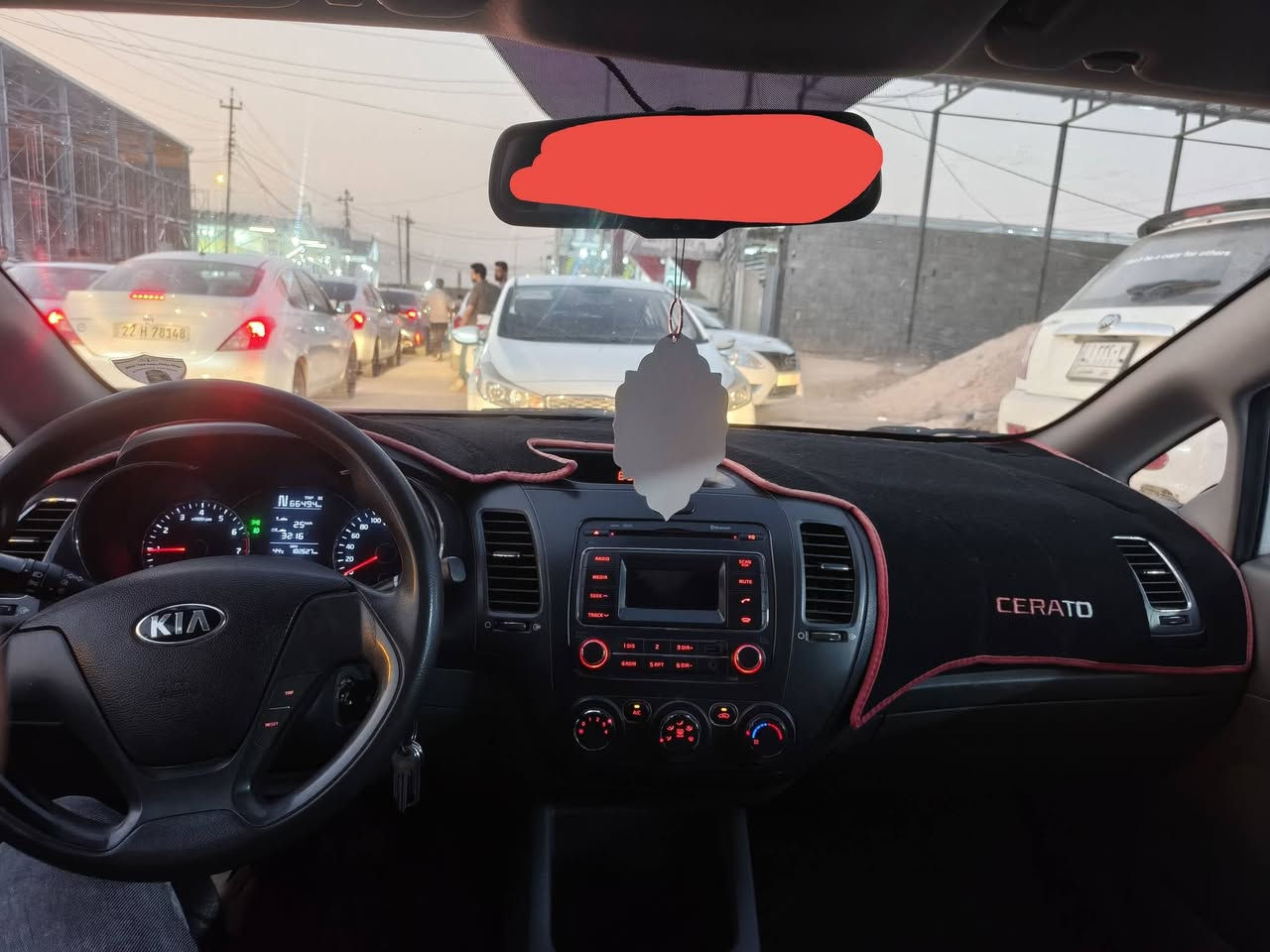 السلام عليكم جميعاً 
🔴 سيراتو ٢٠١٧ خليجي 
🔴 محرك ١٦٠٠ >> گير ومحرك كفالة 
🔴 بيها مكانين بارد فقط لا فتح لا تبديل ولا صبغ 
🔴 السعر (( ١١٥ )) وقابل للتفاوض... للتواصل هذا رقمي *********** مكاني النجف
