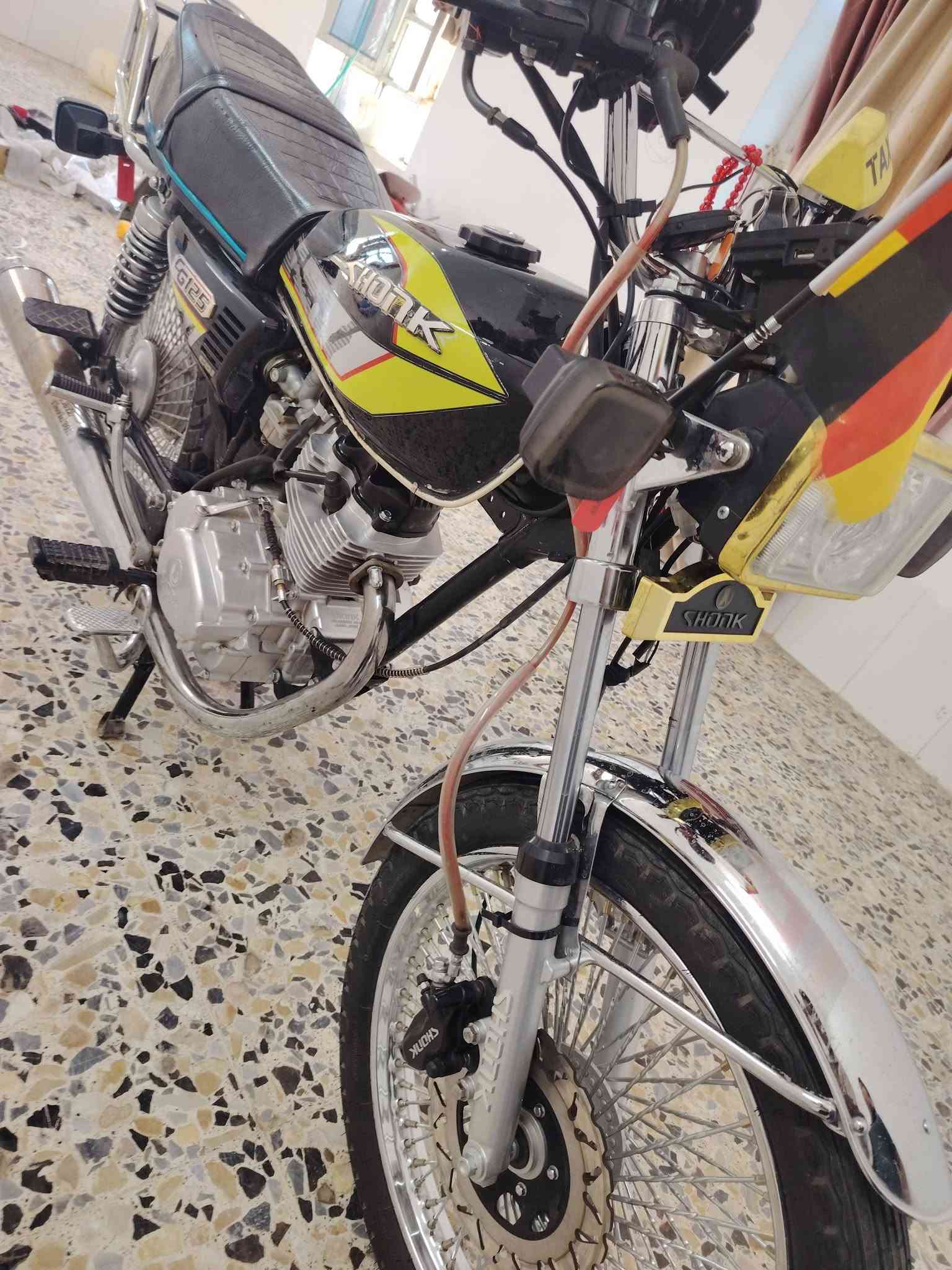 يا الله دراجه  تايكر 4كير جديد للبيع السعر800وبي مجال اوراق منفيس فقط محرك ما ممدود عليه اصبانه مكان رمادي بريشه هاذ رقمي للتواصل ***********مو شراي لا تعبني ولا اتعبك
