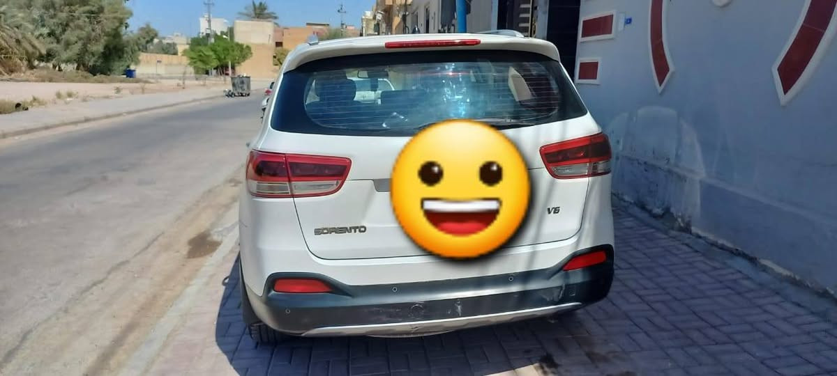 السلام عليكم ورحمة الله وبركاته
سورينتو2016 فوول مواصفات ما عدا الجنطة🚗 
هزه كامل↕️✔️ رقم إنجليزي ✔️ كامل سنويه✔️ مجدده 2032كامل✔️ مشروع وطني ✔️ ثاني يوم تتحول الم✔️ 
محرك ٦ سلندر ٣٣٠٠🚗دوش 
كير AT ٦ نمر🚀 
290 حصان🚀 
عزم 343 نيوتن🚀 
لون ابيض صدفي⬜
دفع رباعي 🛞 🛞 🛞 🛞 AWD
إطار كروم ويدات كروم ▶️ 
3 أنظمة قيادة 
7 مقاعد 💺 
بانورما 🌃
مقاعد تدفئة تبريد 🧊🏜️
٣ قطع تبريد 🧊 
شاشة جديدة ابل كار بلاي اندرويد اوتو 🖥️ 
مقاعد جلد💺
بردة للمقاعد الخلفيه 🏴
كامره خلفيه📷
السيارة ماشية 123،000كيلو متر
الك: قطعة صبغ الي هيه الجنطة.
وبارد شويه 
السعر 190 ورقه وبيه مجال حك الجيه ورقه ورقتين
المكان كربلاء
***********
مصلح كازكيت
