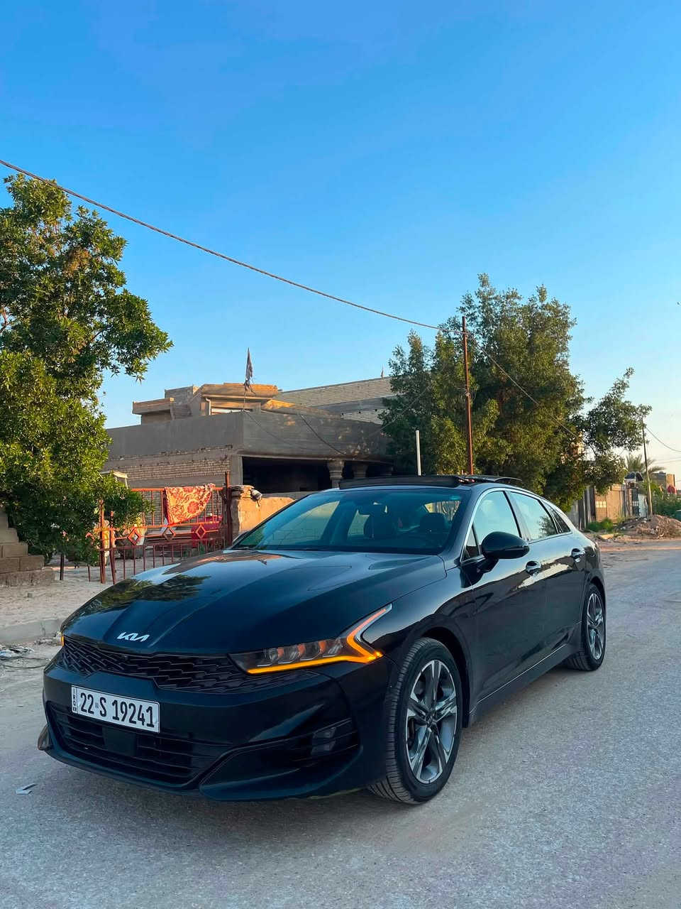 k5 2024
فئة EX فول مواصفات 
بونوراما بصمة تشغيل 
بصمة ابواب تشغيل عن بعد
كشنات جلد كهرباء 
اربع كامرات 
كامره دواره
فول تحكم ستيرن
رادارات امامي خلفي جانبي 
شاشة كار بلي
بعد هواي مواصفات 
محرك 1600تيربو
ماشية 46 الف mi 
الضرر
جاملغ امامي مبدل بلادي تفصيخ
صور الحادث مرفقه مع الصور
مكان السياره واسط الزبيدية 
***********
