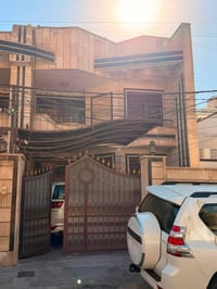 الكرادة العرصات • ٢١٨م • كراج سيارتين