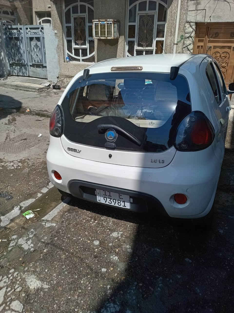 سيارة جيللي باندا ٢٠١٣ للبيع الاتصال واتساب ***********
