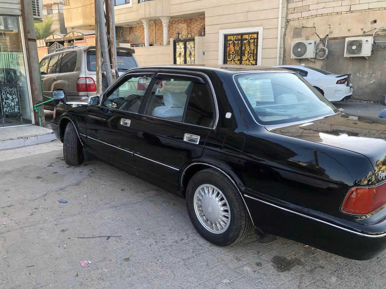 السلام عليكم بسبب الوعود الكاذبه  أعاده النشر
كراون ارنب طويل موديل 1992 
كفاله كص ونقل بأسمي
مكان السياره البصره 
الشراي يتصل على هذا الرقم 

***********
