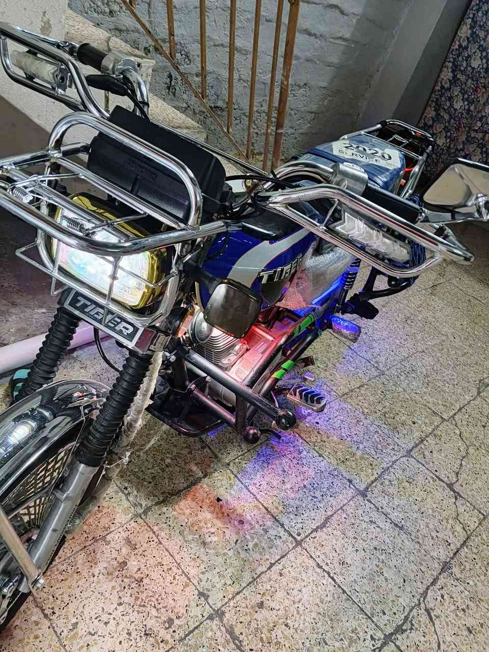 2020
جديد ايراني سخت البيع ميعجبك لا تخابر ‏‪***********‬‏
سعر850
